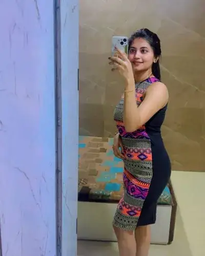 Escort Shrigonda